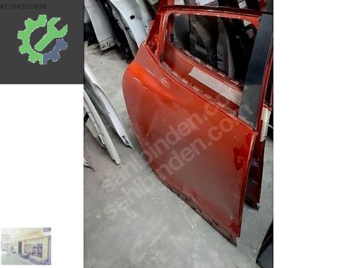 CLIO 4 SAĞ ARKA KAPI ORJİNAL ÇIKMA