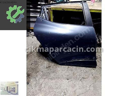Renault Clio Sağ Arka Kapı 821006799R çıkma parça