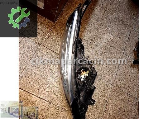 Renault Clio Sağ Ön Far 260103317R çıkma parça