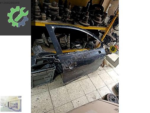 CLİO 4 SAĞ ÖN KAPI ORJİNAL ÇIKMA