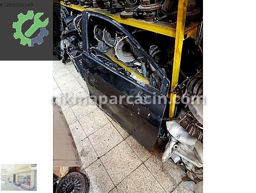Renault Clio Sağ Ön Kapı çıkma parça