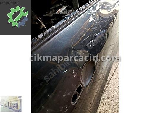 Renault Clio Sağ Ön Kapı çıkma parça