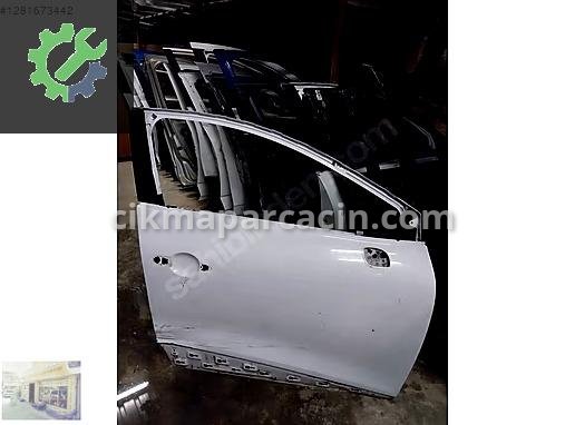 Renault Clio Sağ Ön Kapı 801008302R çıkma parça