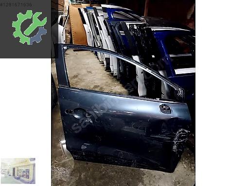 CLİO 4 SAĞ ÖN KAPI ORJİNAL ÇIKMA 801008302R