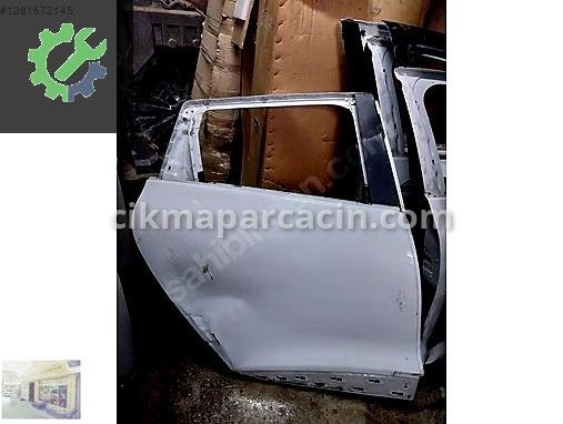 Renault Clio Sağ Arka Kapı çıkma parça