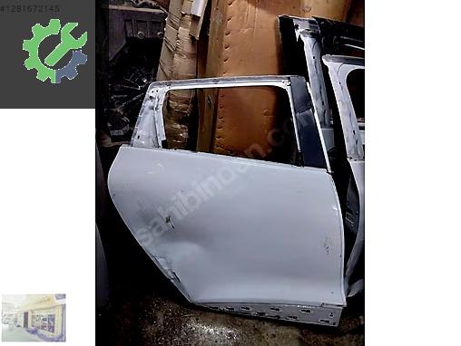 CLİO 4 SW SAĞ ARKA KAPI ORJİNAL ÇIKMA