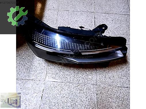 Renault Clio Sağ Ön Far Çıkma Parça