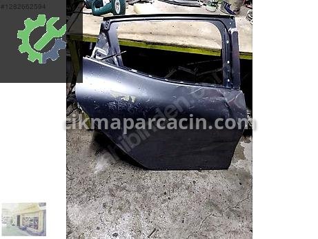 Renault Clio Sağ Arka Kapı çıkma parça
