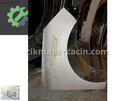 Renault Clio Çamurluk çıkma parça