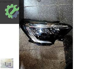 CLİO 5 SAĞ FAR ORJİNAL ÇIKMA 260100902R