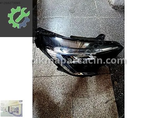 Renault Clio Sağ Ön Far 260100902R çıkma parça