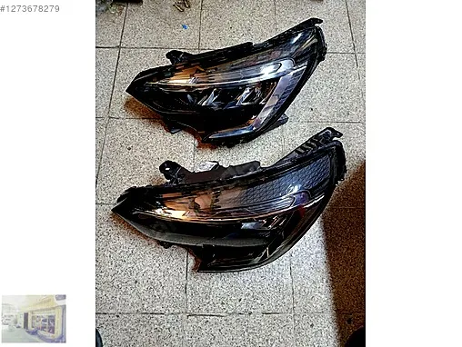 Renault Clio Sol Ön Far çıkma parça