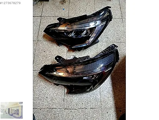 Renault Clio Sol Ön Far çıkma parça