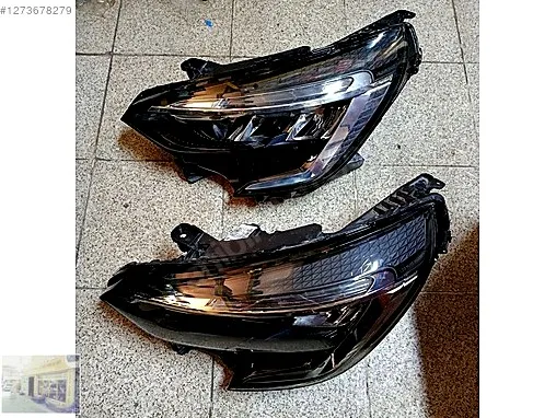 Renault Clio Sol Ön Far çıkma parça