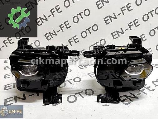 Renault Clio Sağ Ön Far 260106605R çıkma parça