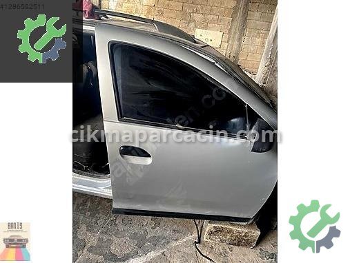 Renault Clio Kapı (Ön Sağ) çıkma parça