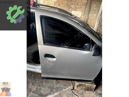 Renault Clio Kapı (Ön Sağ) çıkma parça