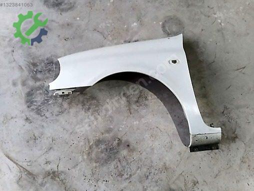 Renault Clio Çamurluk (Ön) çıkma parça