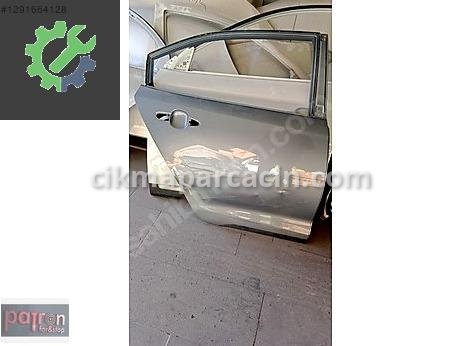 Toyota Corolla Kapı (Arka Sağ) çıkma parça