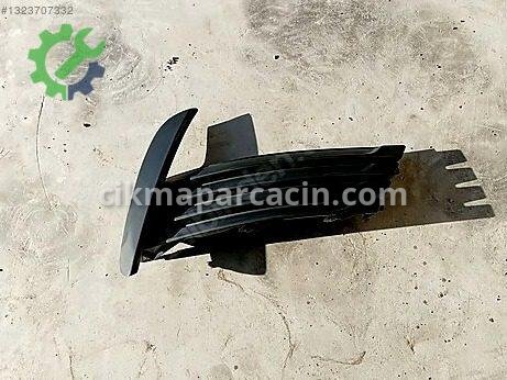 Toyota Corolla Sis Farı Çerçevesi çıkma parça