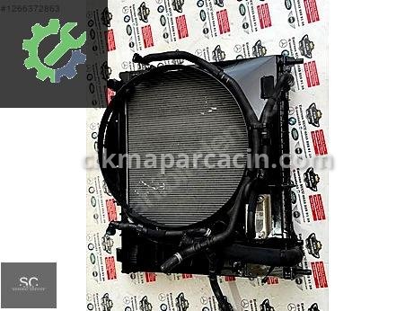 Land Rover Range Rover Radyatör çıkma parça