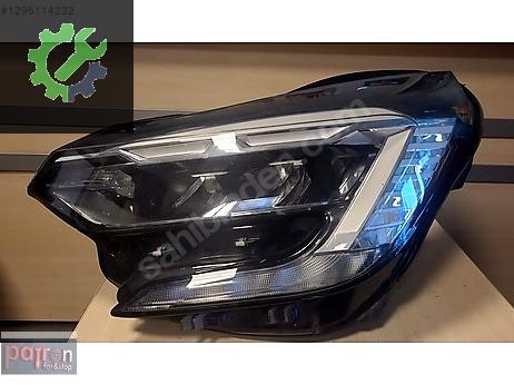 Renault Captur Sol Ön Far çıkma parça