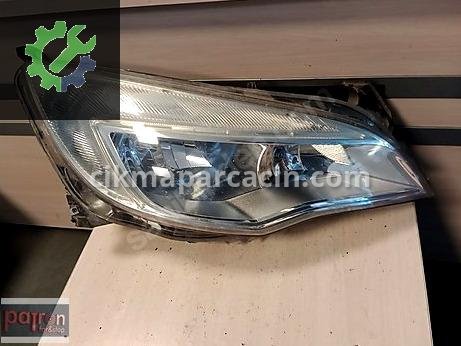 Opel Astra Sol Ön Far çıkma parça
