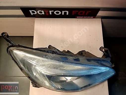 Opel Astra Sol Ön Far çıkma parça