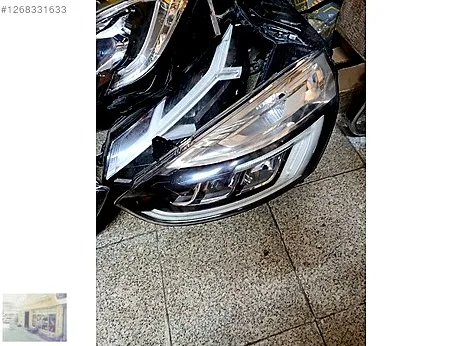 Renault Clio Sol Ön Far 260606098R çıkma parça