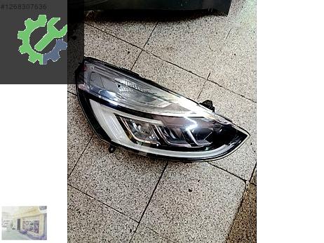 Renault Clio Sağ Ön Far çıkma parça
