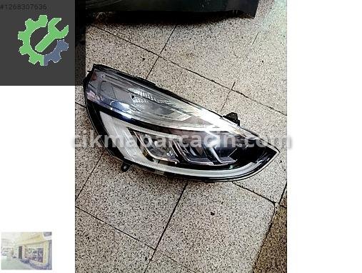 Renault Clio Sağ Ön Far 260101766R çıkma parça