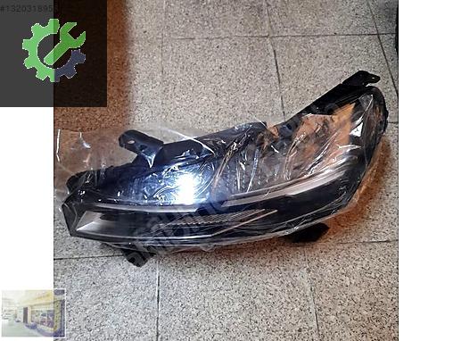 Clio 5-V (Faz 2) Sol Ön Far Lambası 260600149R – Renault Mais