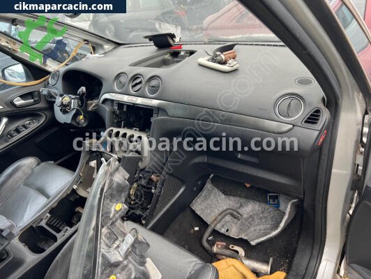 Ford S-Max Torpido çıkma parça