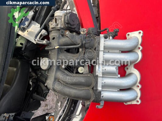 Audi TT Emme Manifoldu çıkma parça