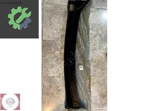 DACİA DUSTER 2 ÖN CAM IZGARASI ORJİNAL MAİS 668113292R