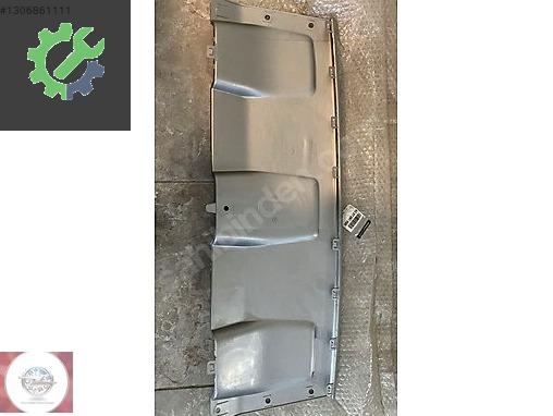 DACİA DUSTER 4X2 ÖN TAMPON ORTA BAKALİTİ ORJİNAL MAİS 620728189R