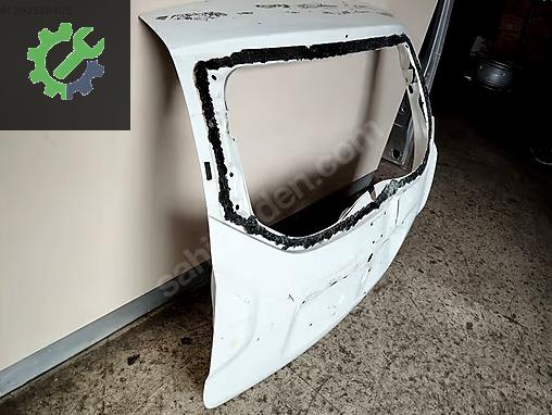 DACİA DUSTER BAGAJ KAPAĞI