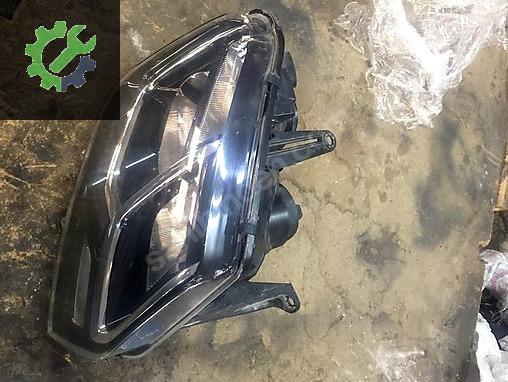 Dacia Duster Sol Ön Far çıkma parça - ÖZGÜR OTO İSTANBUL