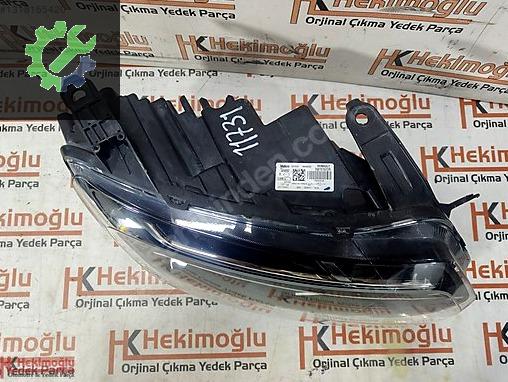 Dacia Duster Sol Ön Far 260101613R çıkma parça