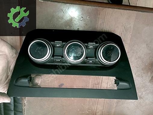 DACİA DUSTER KLİMA KONTROL PANELİ DİGİTAL