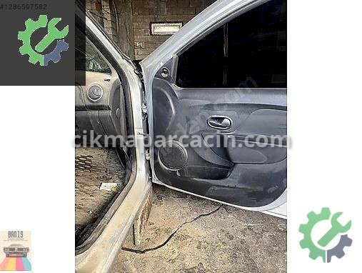 Dacia Logan Marşpiyel Sacı çıkma parça