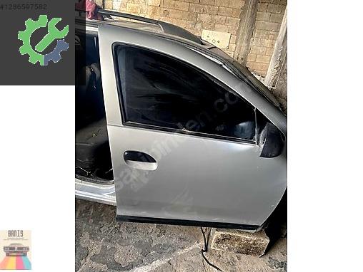 Dacia Logan Marşpiyel Sacı çıkma parça
