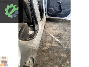 DACİA LOGAN SAĞ ORTA DİREK HATASIZ