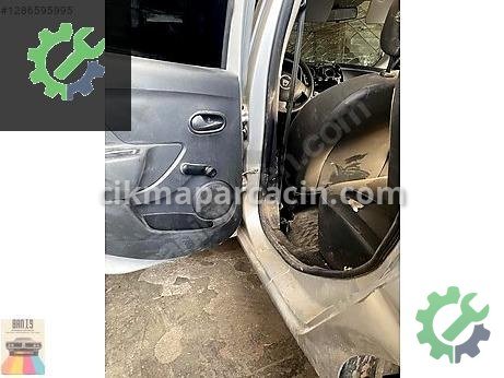 Dacia Logan Marşpiyel Sacı çıkma parça