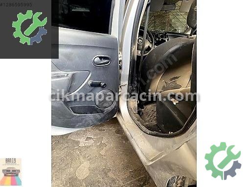 Dacia Logan Marşpiyel Sacı çıkma parça