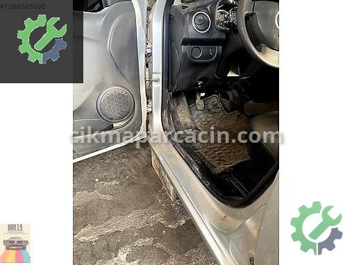 Dacia Logan Marşpiyel Sacı çıkma parça
