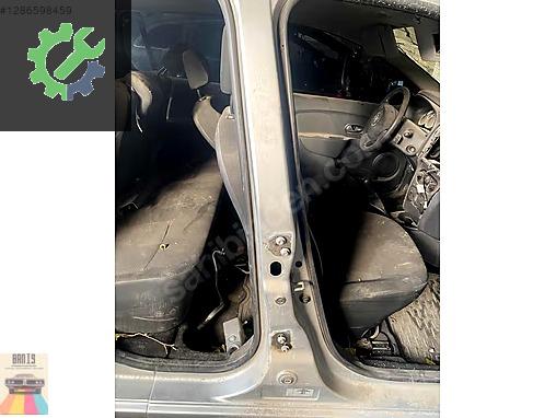 Dacia Logan Marşpiyel Sacı çıkma parça