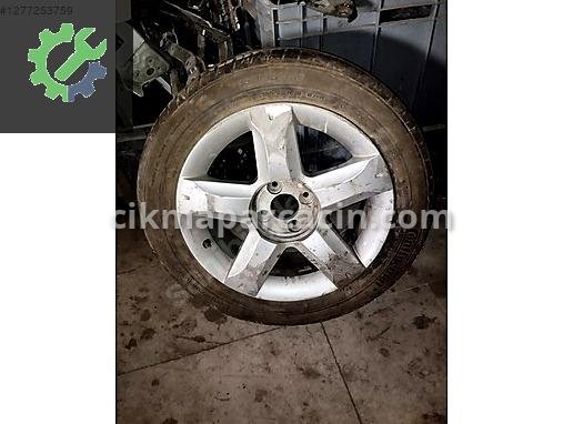Dacia Sandero Jant çıkma parça