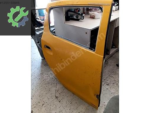 DACİA SANDERO SAG ARKA KAPİ