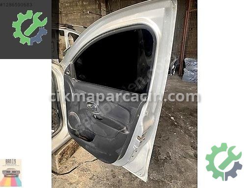 Dacia Sandero Kapı (Ön Sağ) çıkma parça